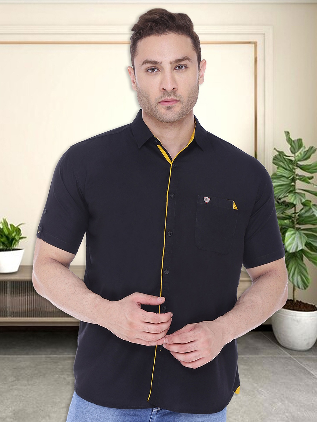 

Kuons Avenue Men Black Smart Slim Fit Opaque Casual Shirt