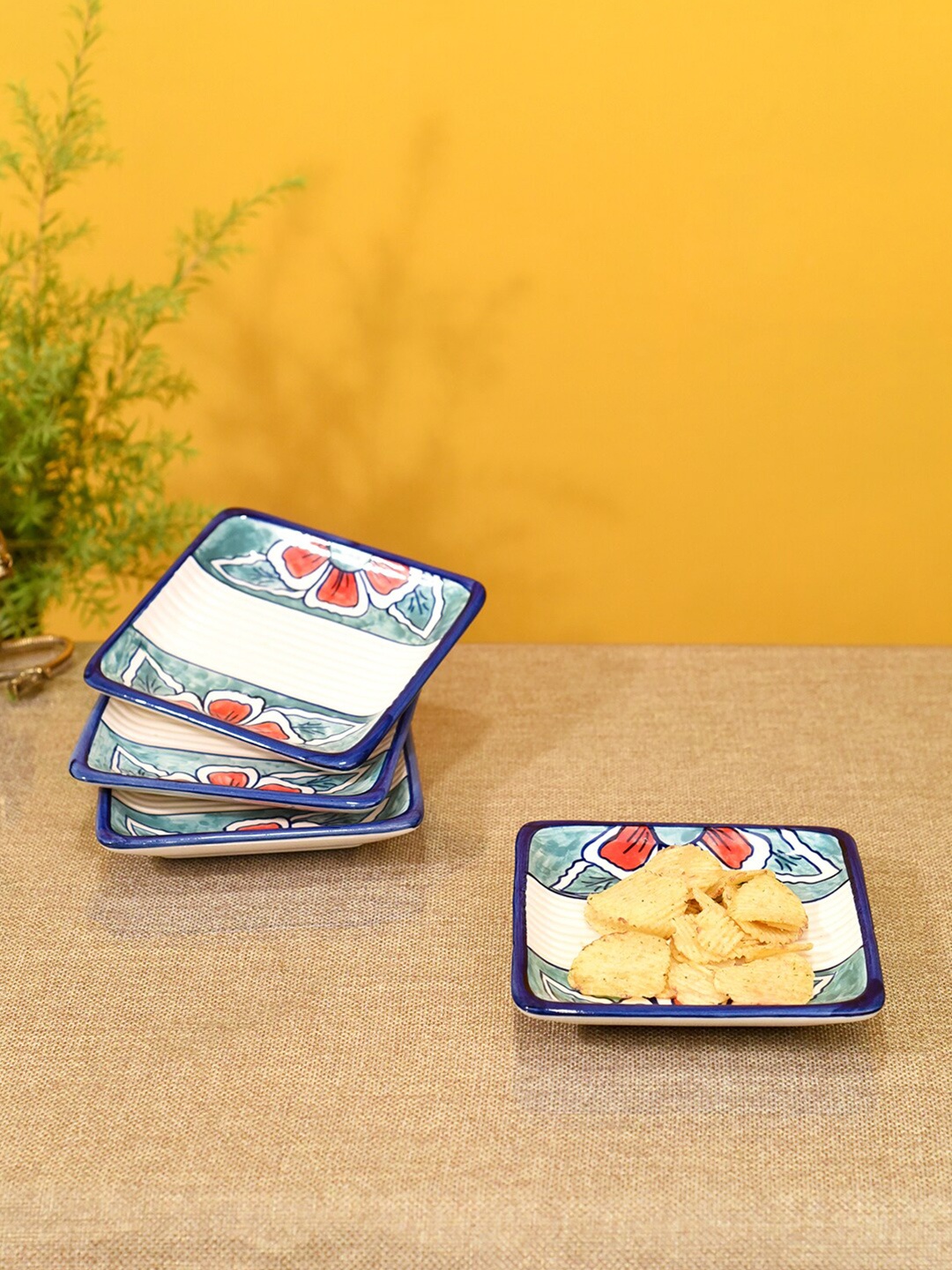 

AAKRITI ART CREATIONS Set Of 4 Blue & White Flowers Of Ecstasy Ceramic Glossy Plates