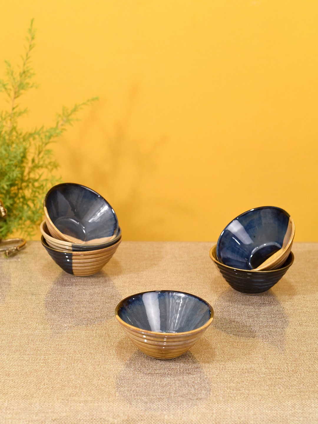 

AAKRITI ART CREATIONS Beige & Grey 6 Pieces Textured Ceramic Glossy Veg Bowls