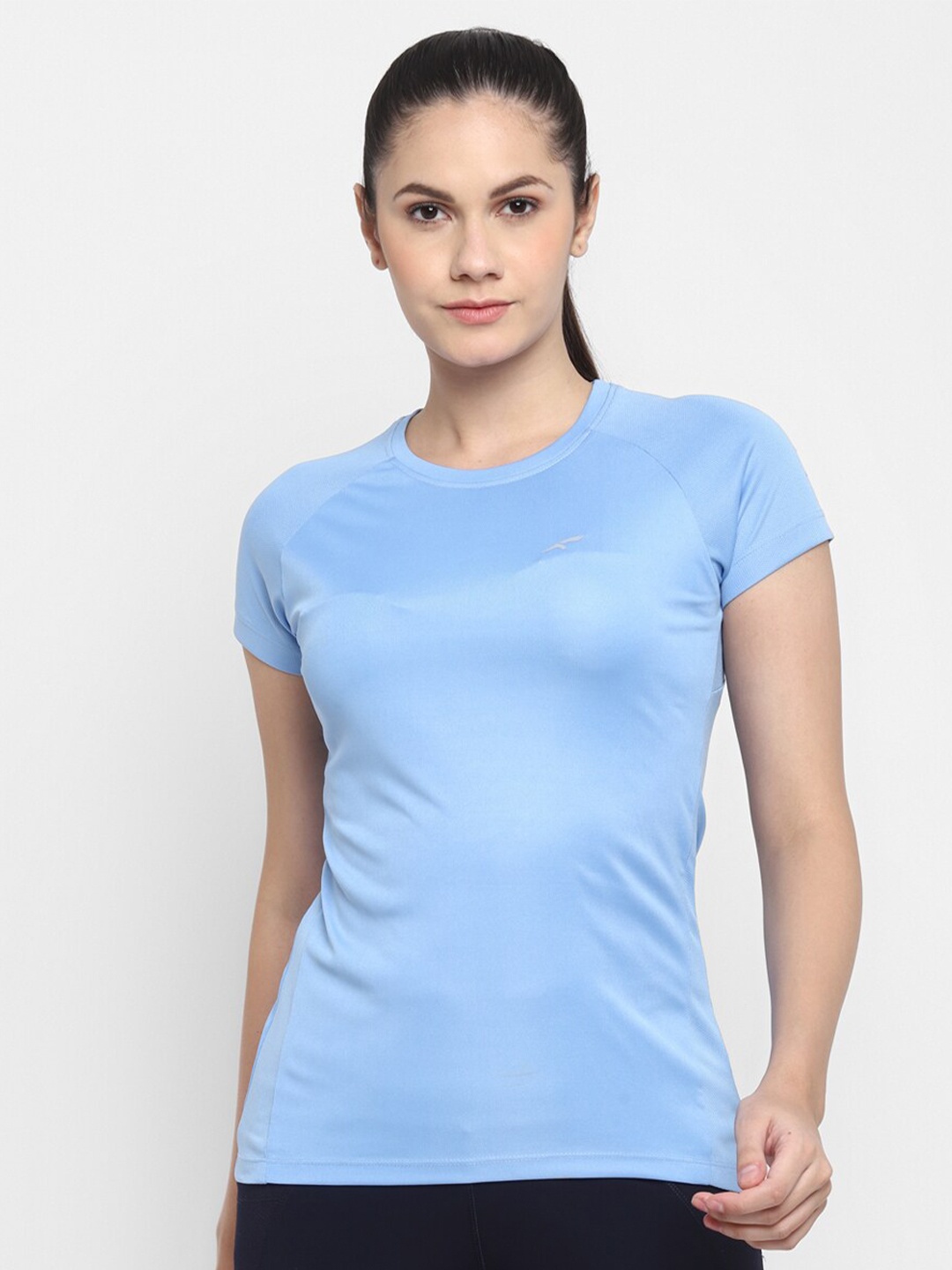 

FURO by Red Chief Women Blue Solid Raglan Sleeves T-shirt