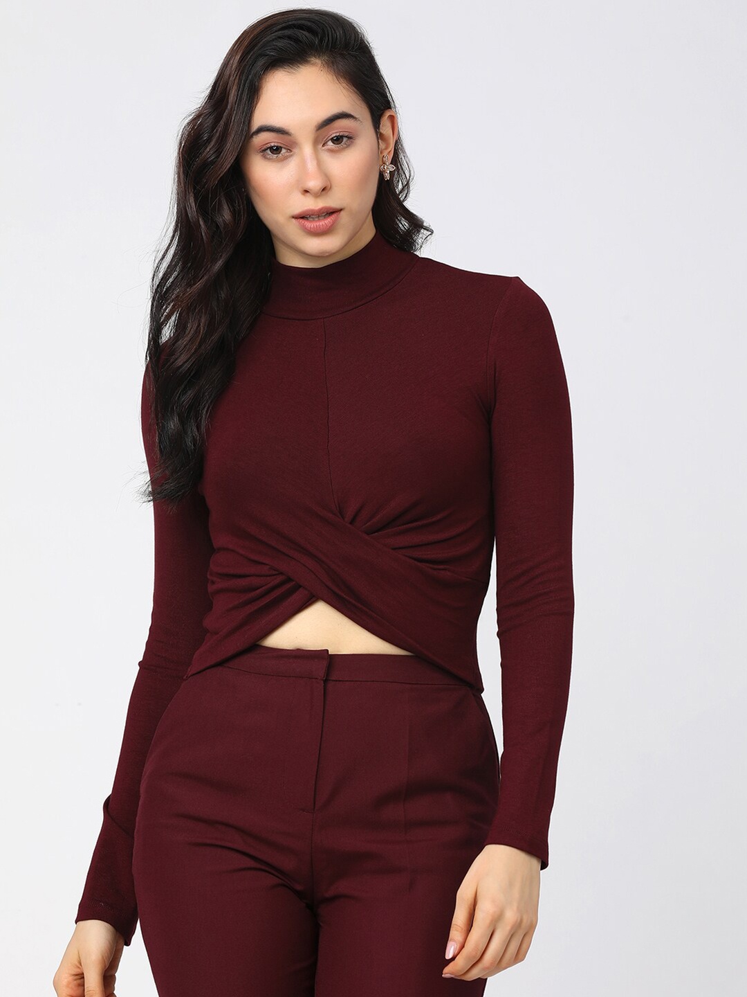 

Tokyo Talkies Women Maroon Solid High Neck Wrap Crop Top