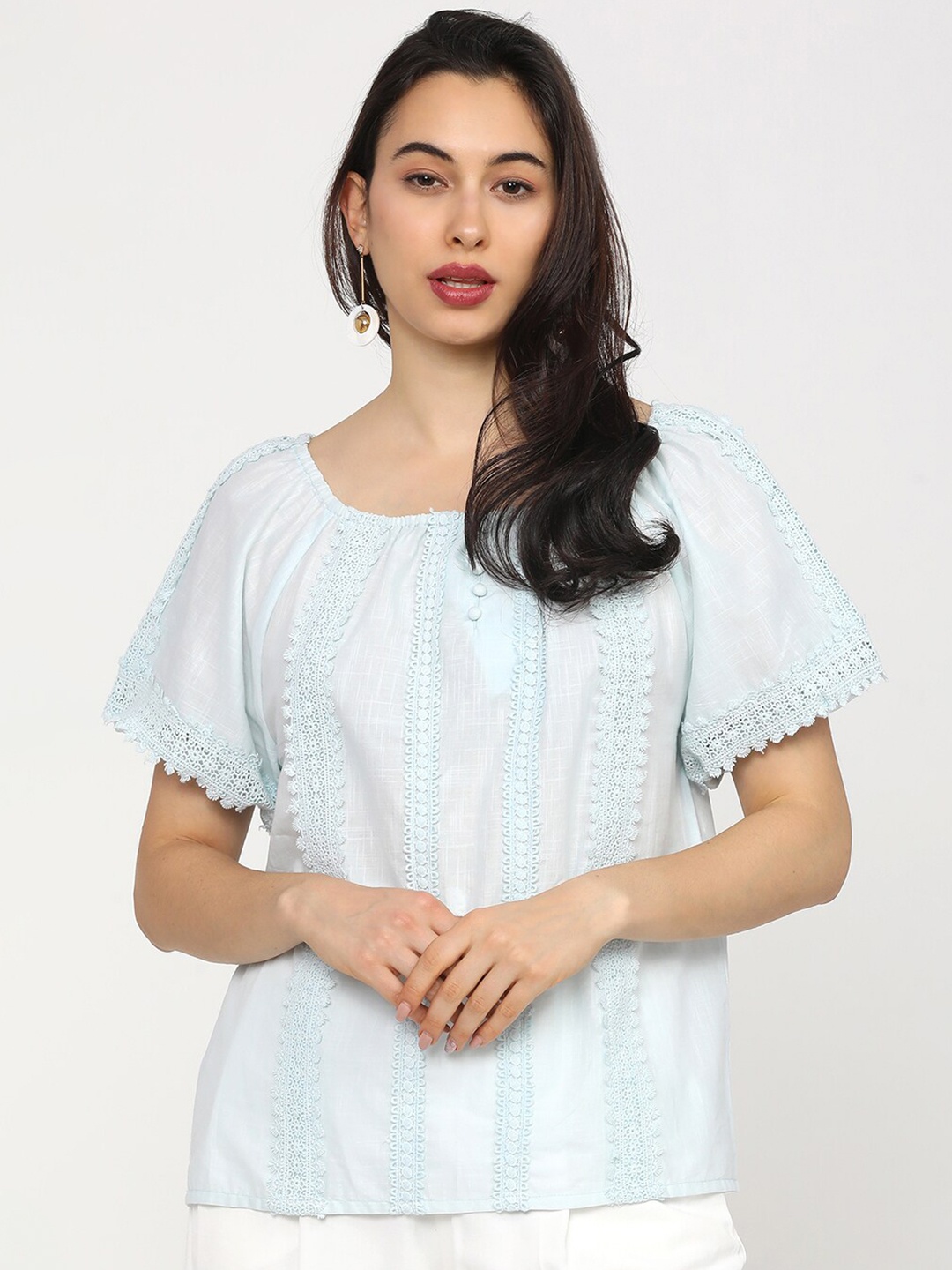 

Tokyo Talkies Blue Cotton Regular Top