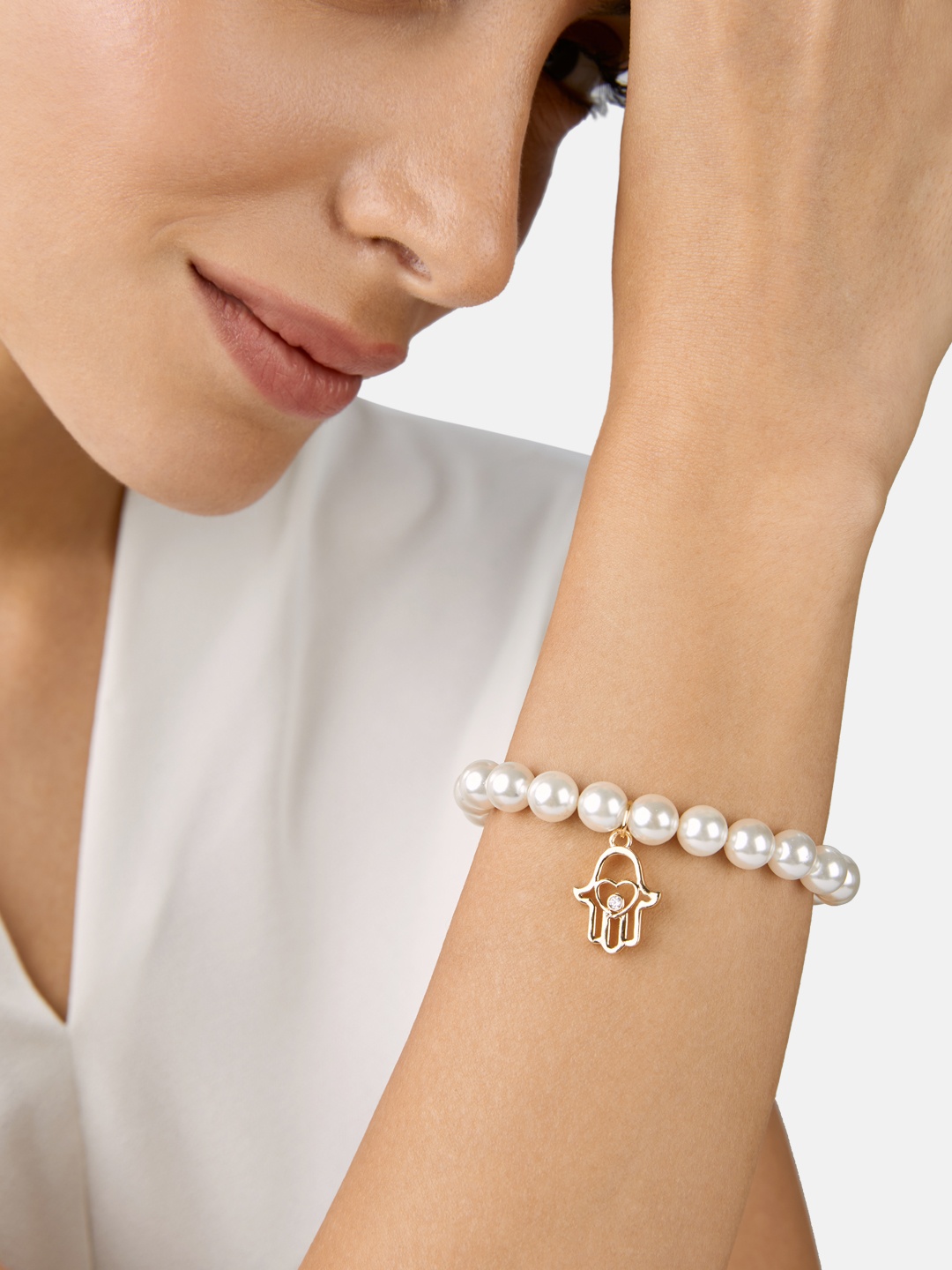 

MINUTIAE Women White Pearls Gold-Plated Elasticated Bracelet