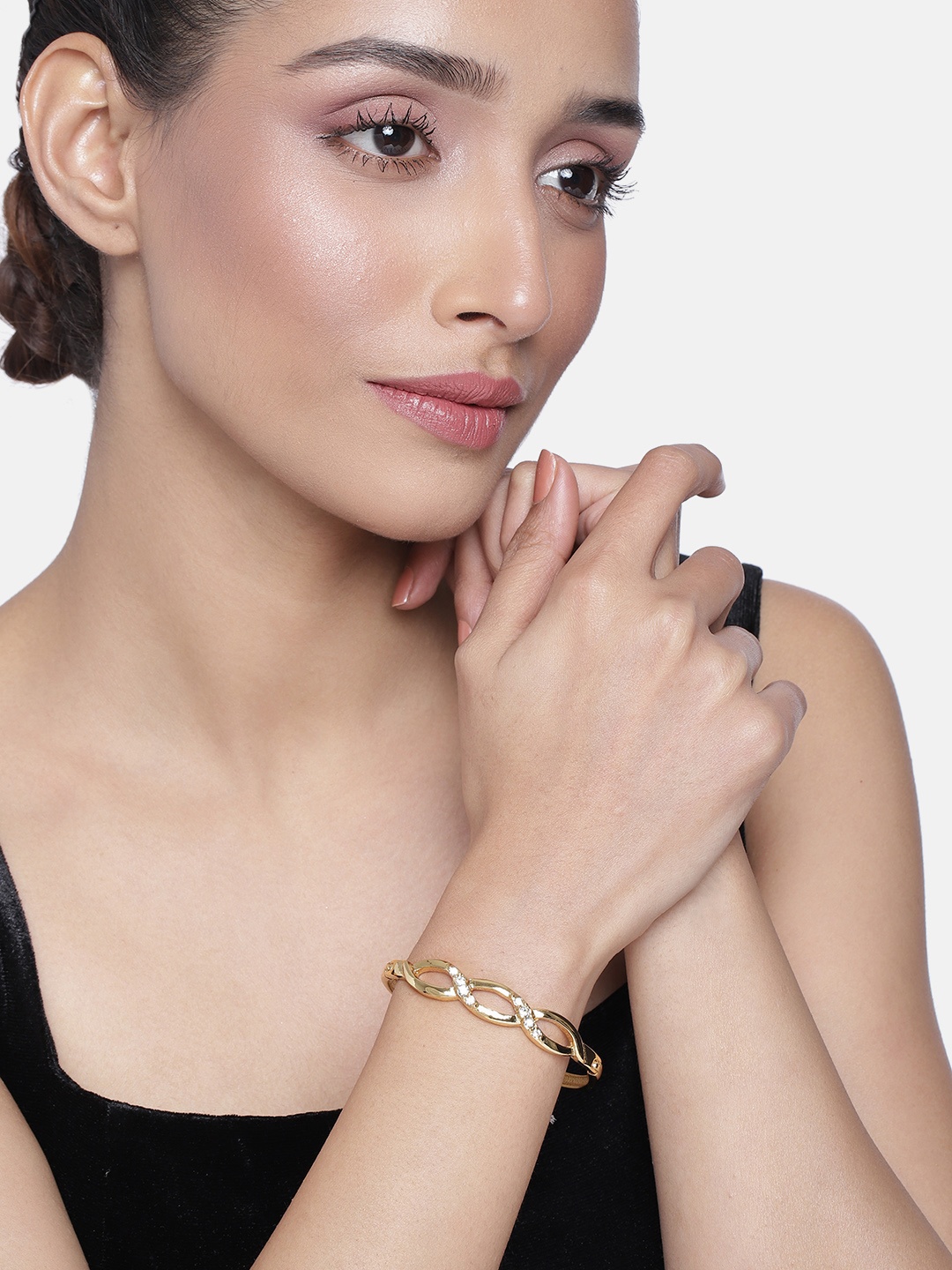 

Estele Women Gold-Toned & White Crystals Handcrafted Gold-Plated Cuff Bracelet