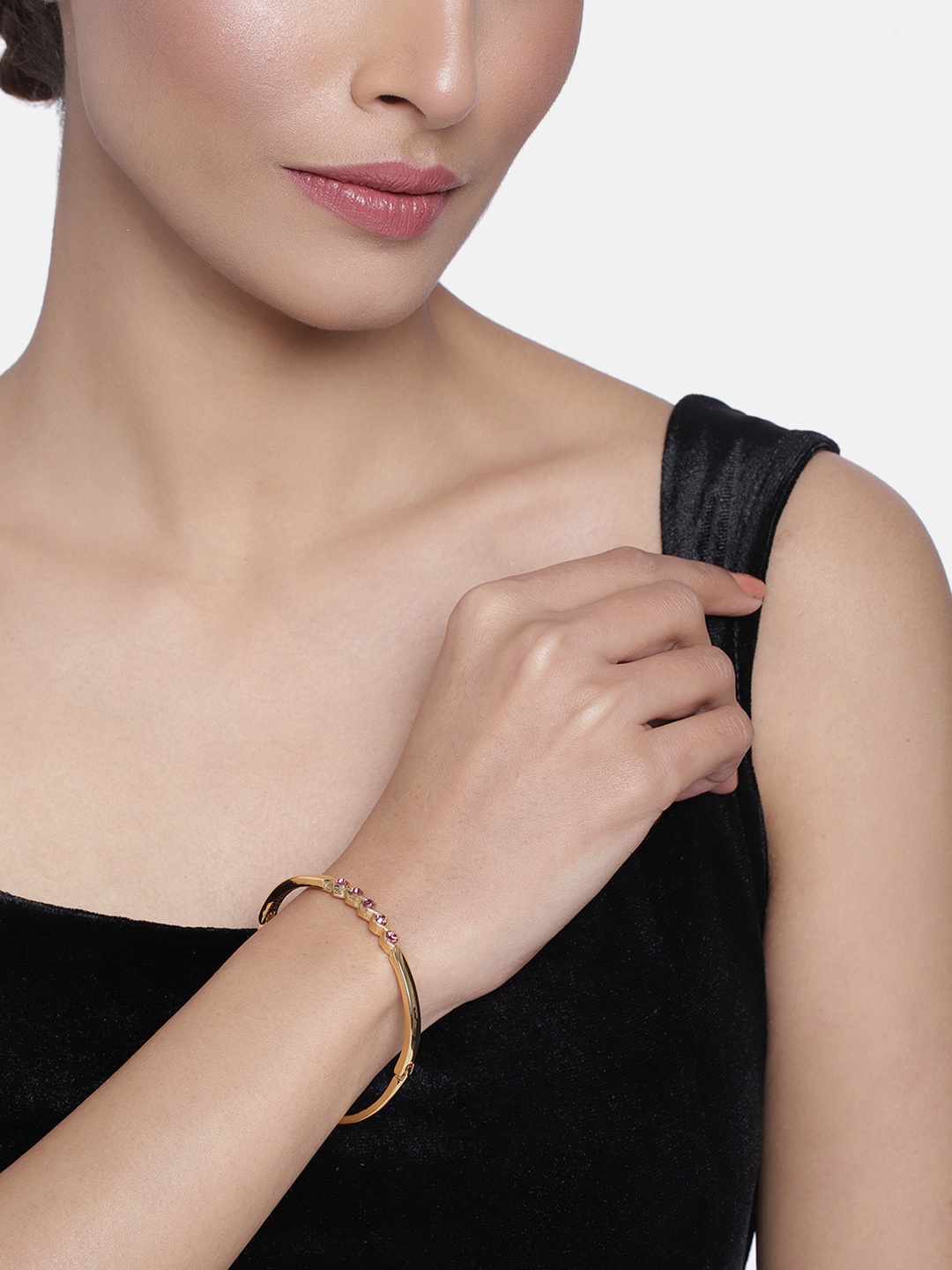 

Estele Women Gold-Toned & Pink Crystals Handcrafted Gold-Plated Cuff Bracelet