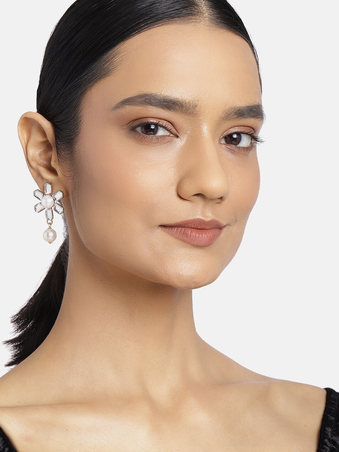 

Estele Women Gold-Toned & White Contemporary Drop Earrings