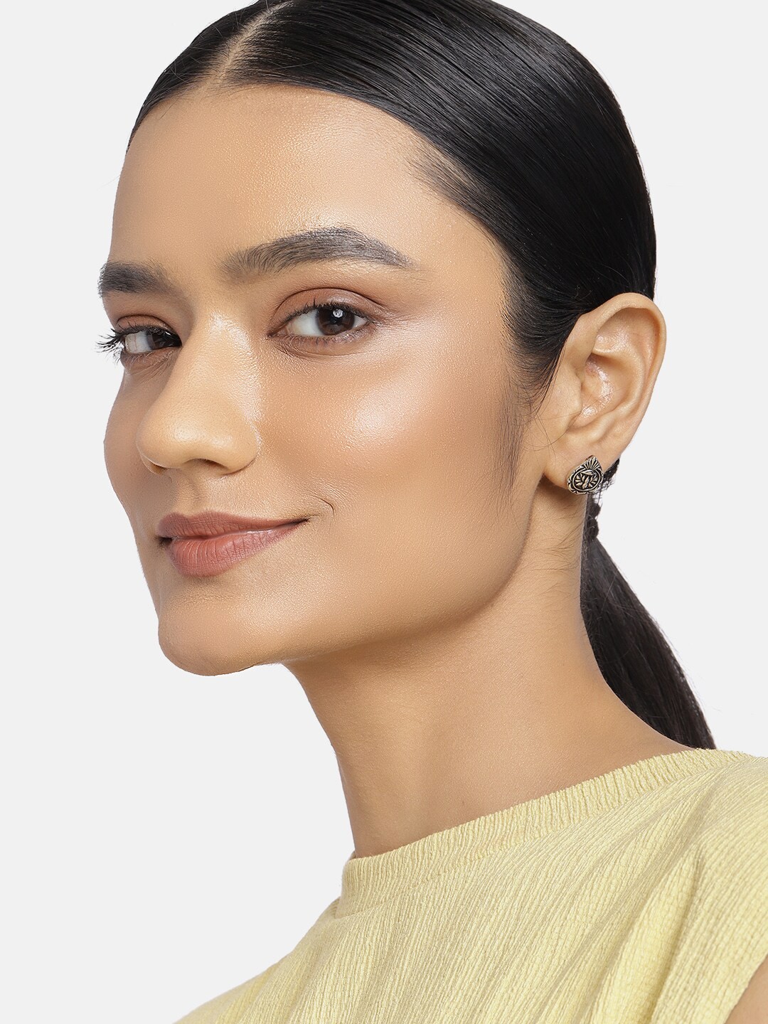 

Estele Women Silver-Toned & Black Contemporary Studs Earrings