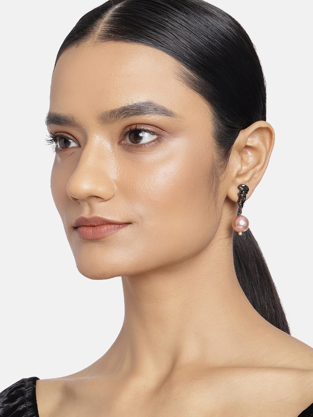 

Estele Women Black & Pink Contemporary Drop Earrings