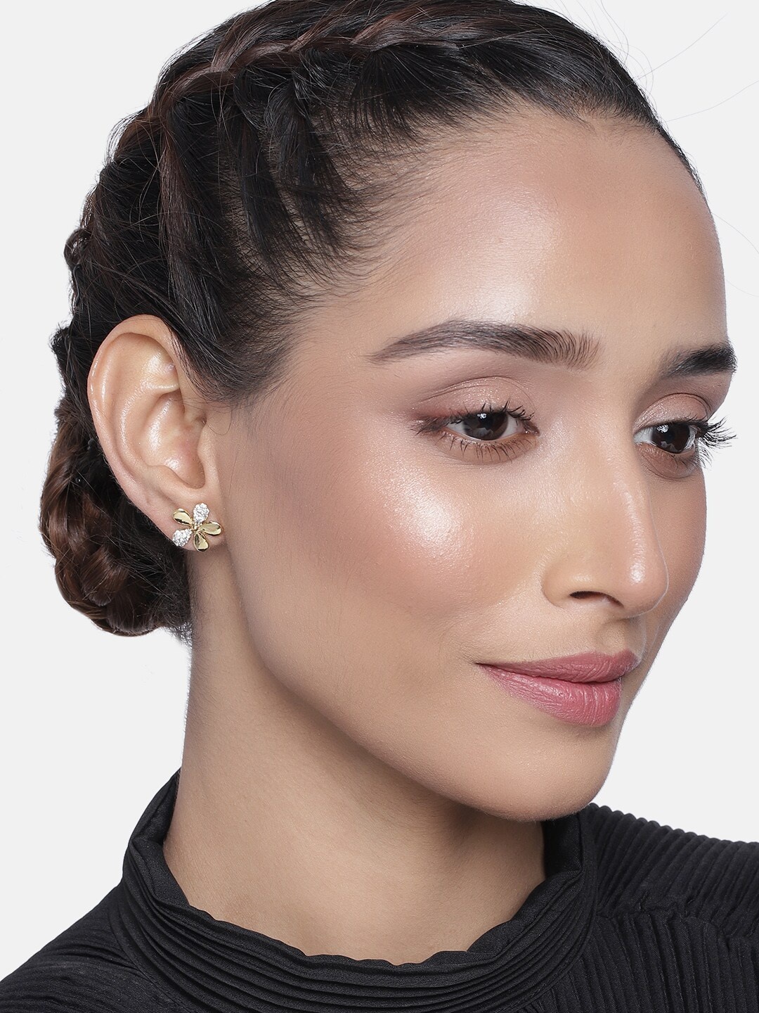 

Estele Gold-Toned & Silver-Toned Floral Studs