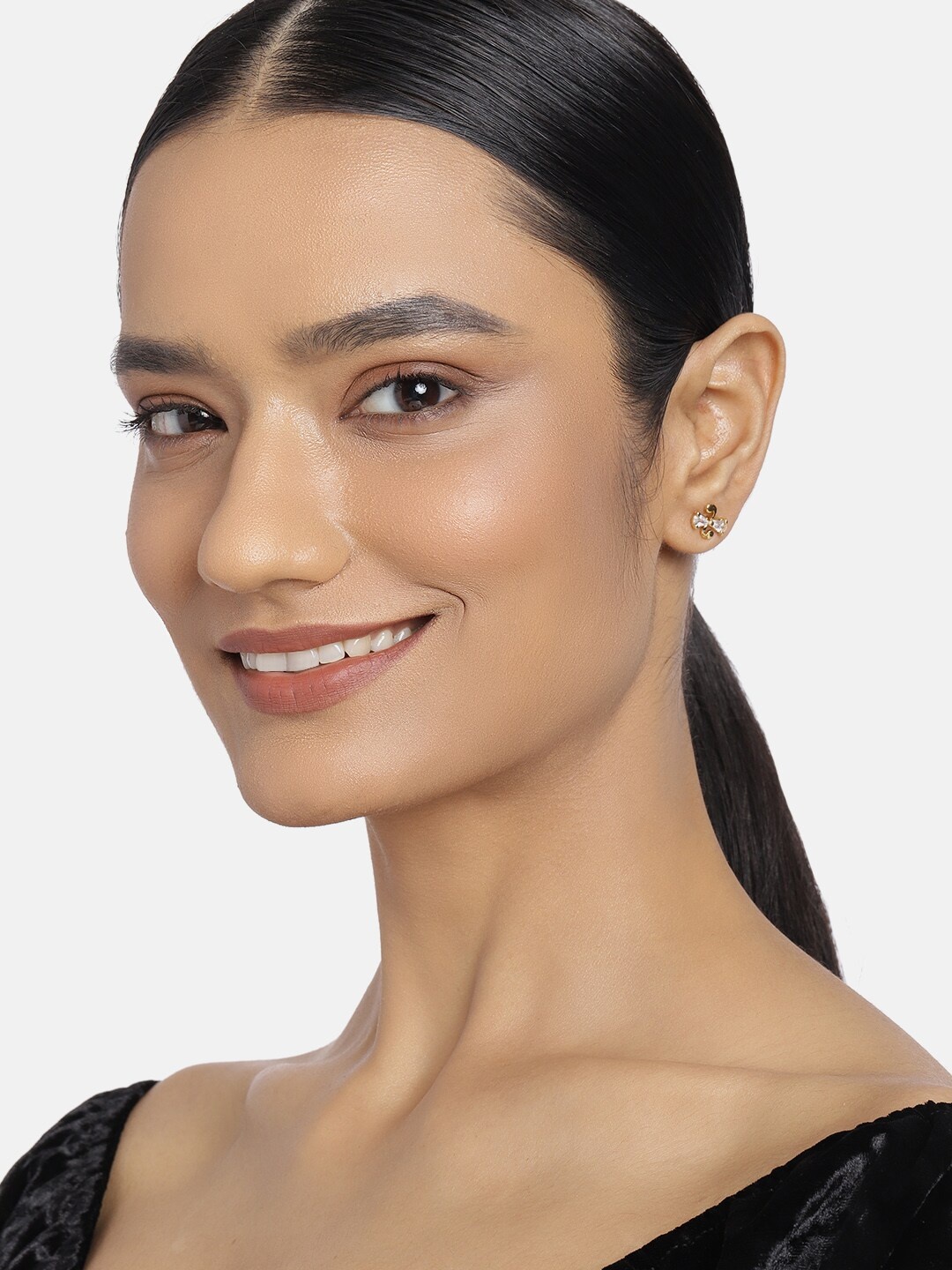 

Estele Gold-Toned & White Contemporary Studs Earrings