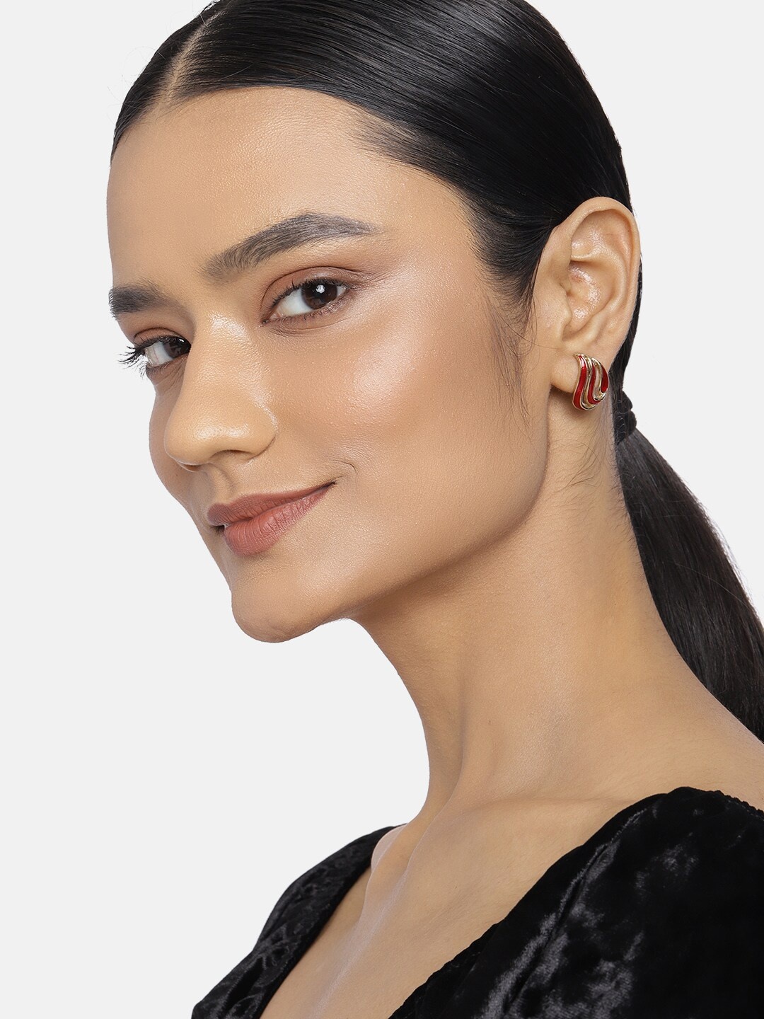 

Estele Women Gold-Toned & Red Contemporary Studs