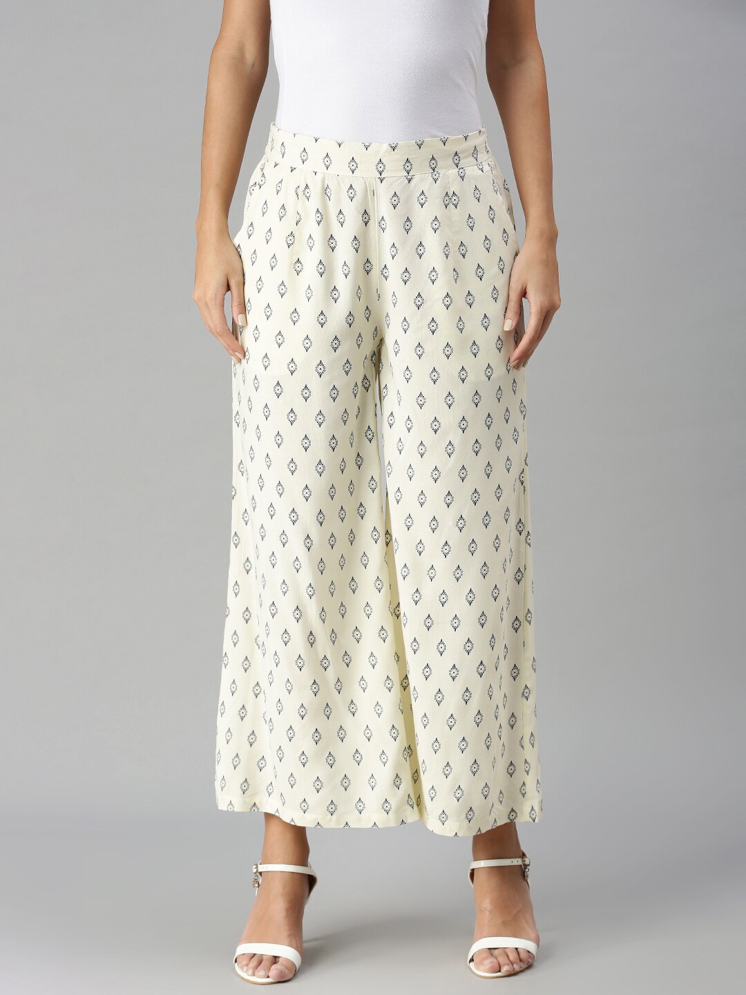 

De Moza Women Off White & Black Ethnic Motifs Printed Palazzos