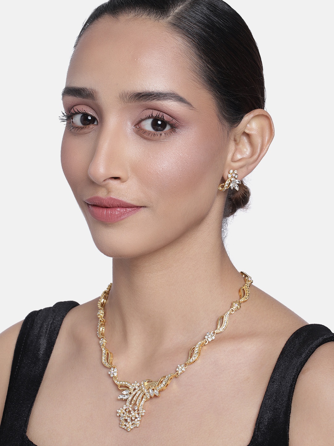 

Estele White Gold Plated Flower Leaf Jewellery Set with Austrian Crystals