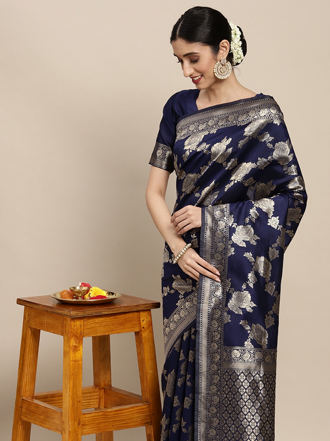 

Saree mall Navy Blue Floral Silk Blend Banarasi Saree