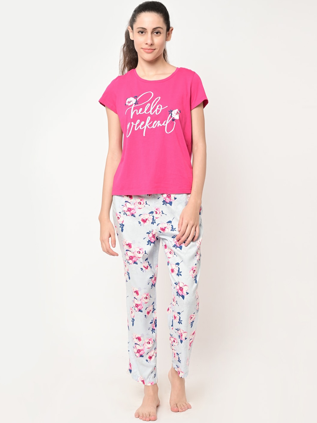 

MAYSIXTY Women Pink & White Printed Night suit