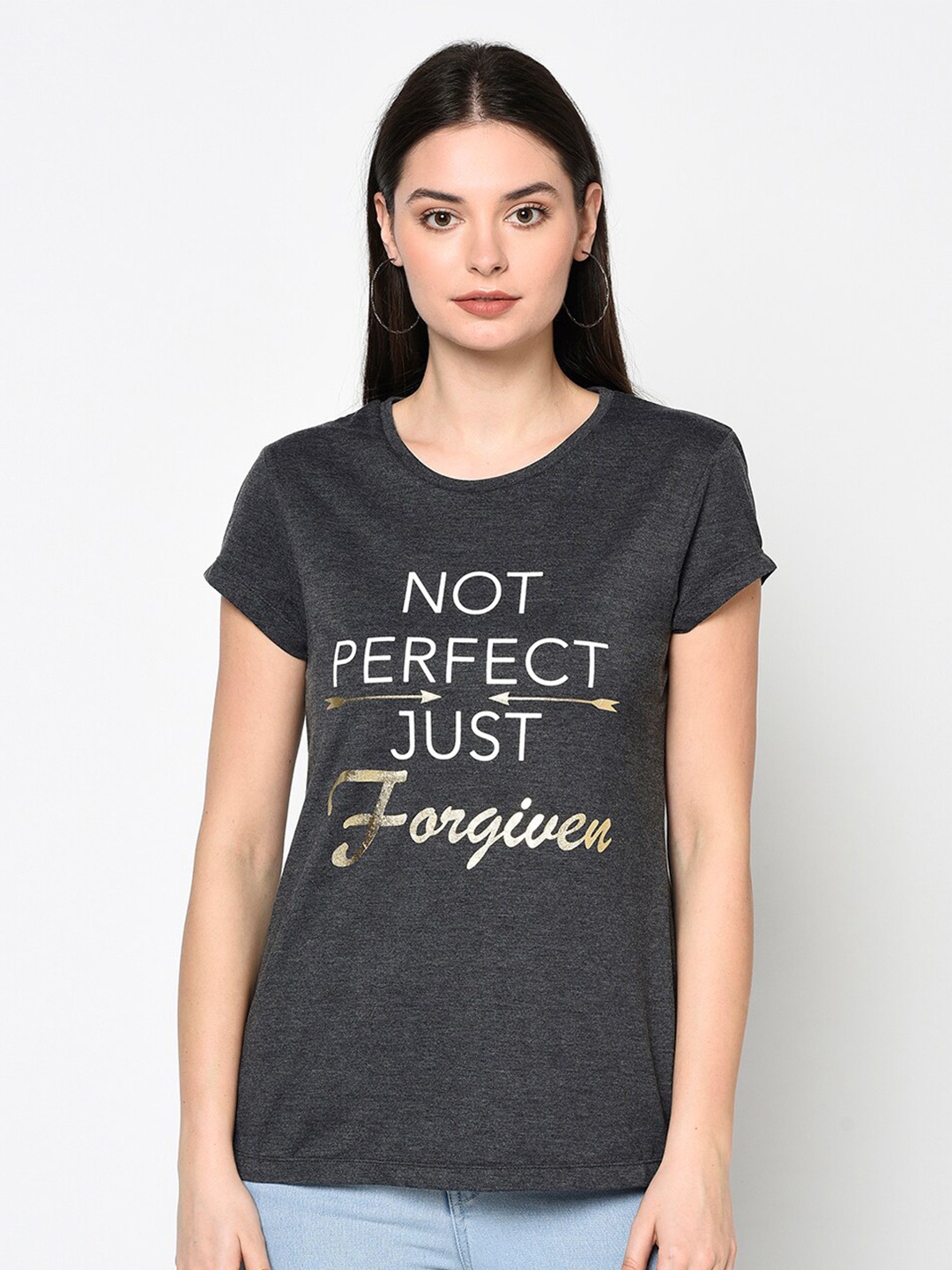 

DAiSY Women Grey Typography Printed Cotton T-shirt