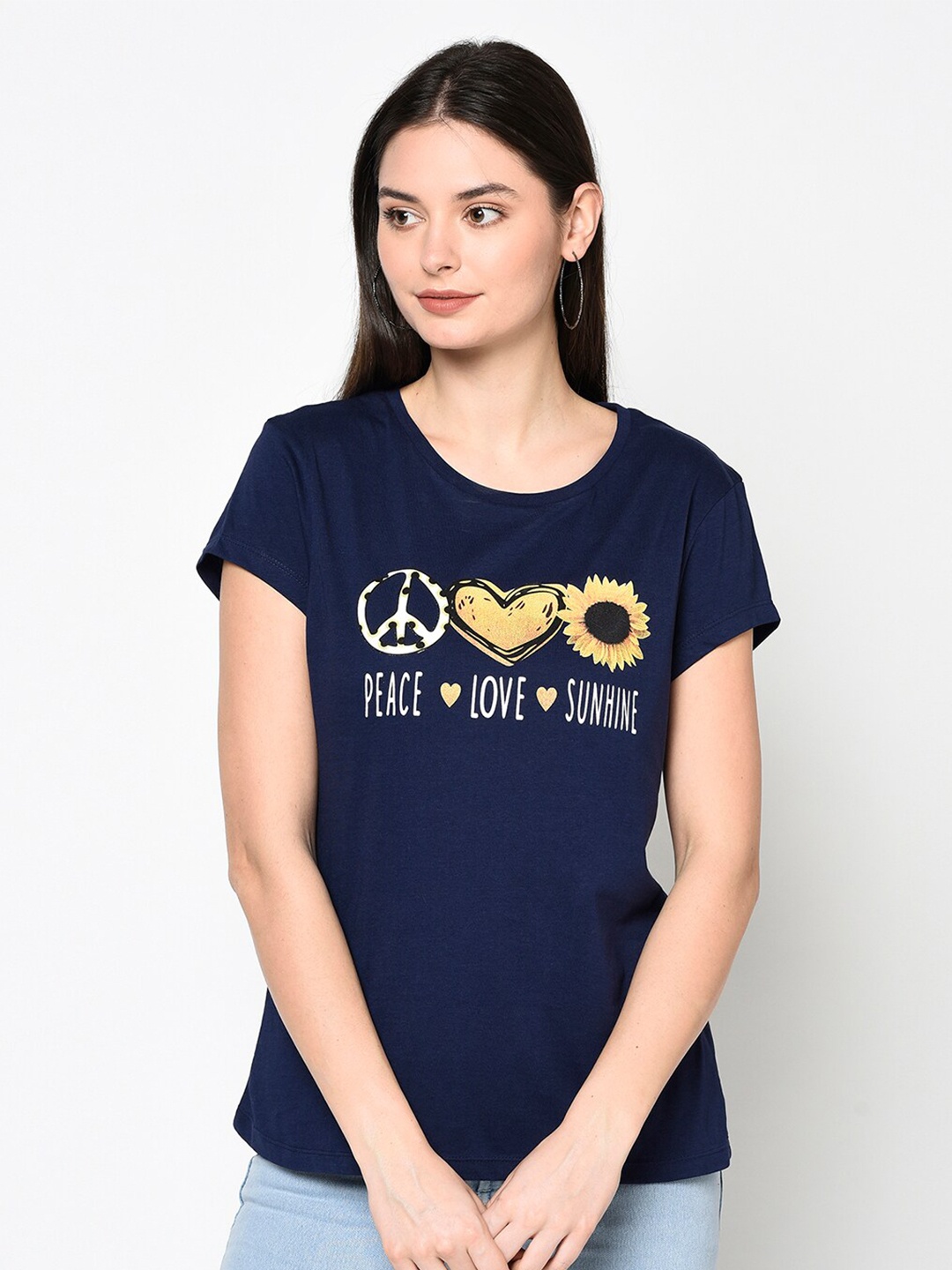 

DAiSY Women Blue Printed T-shirt
