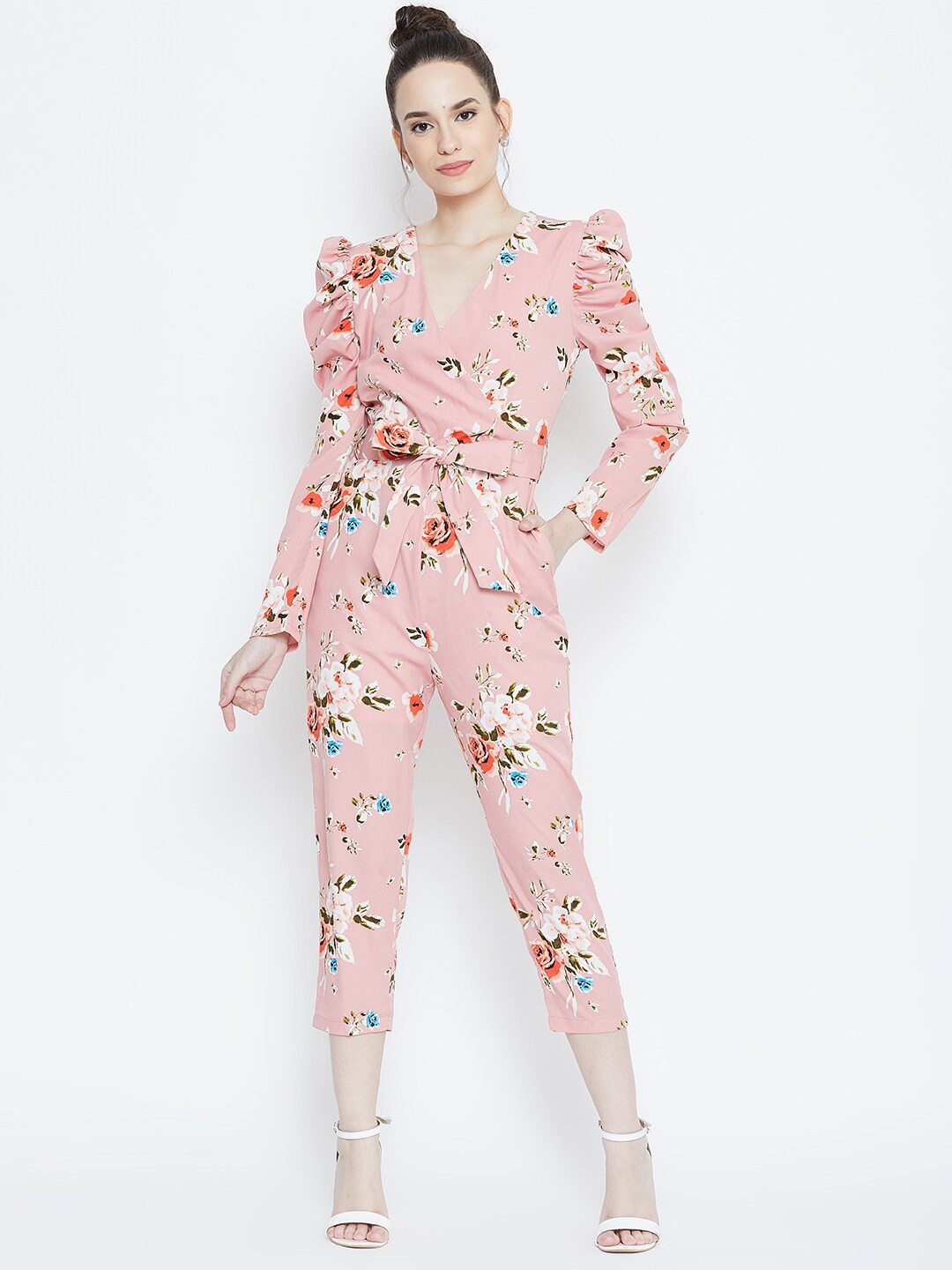 

DODO & MOA Pink & White Floral Printed Puff Sleeves Capri Jumpsuit