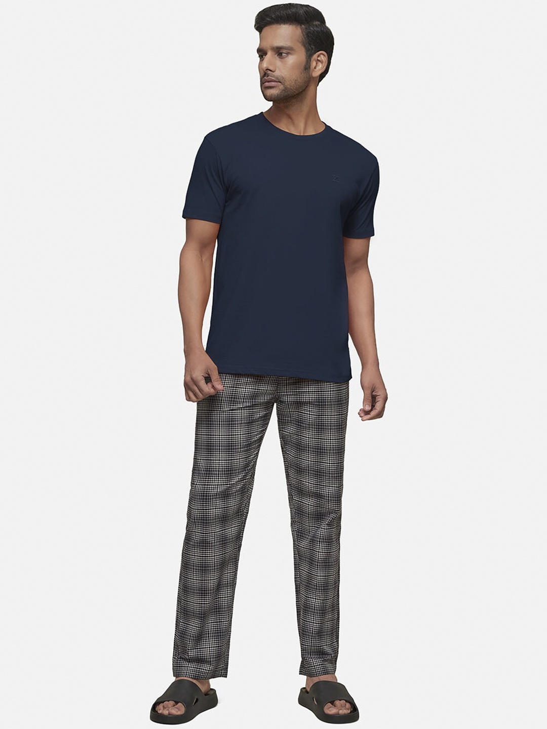 

XYXX Men Navy Blue & White Night suit