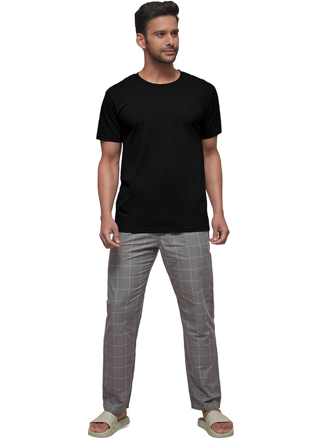 

XYXX Men Black & Grey Night suit