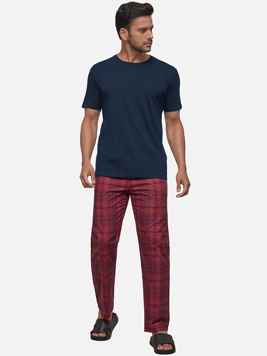 

XYXX Men Navy Blue & Red Pure Cotton 2 Pc Night Suit