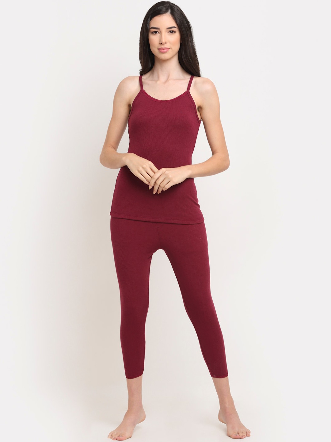 

Kanvin Women Maroon Solid Thermal Set