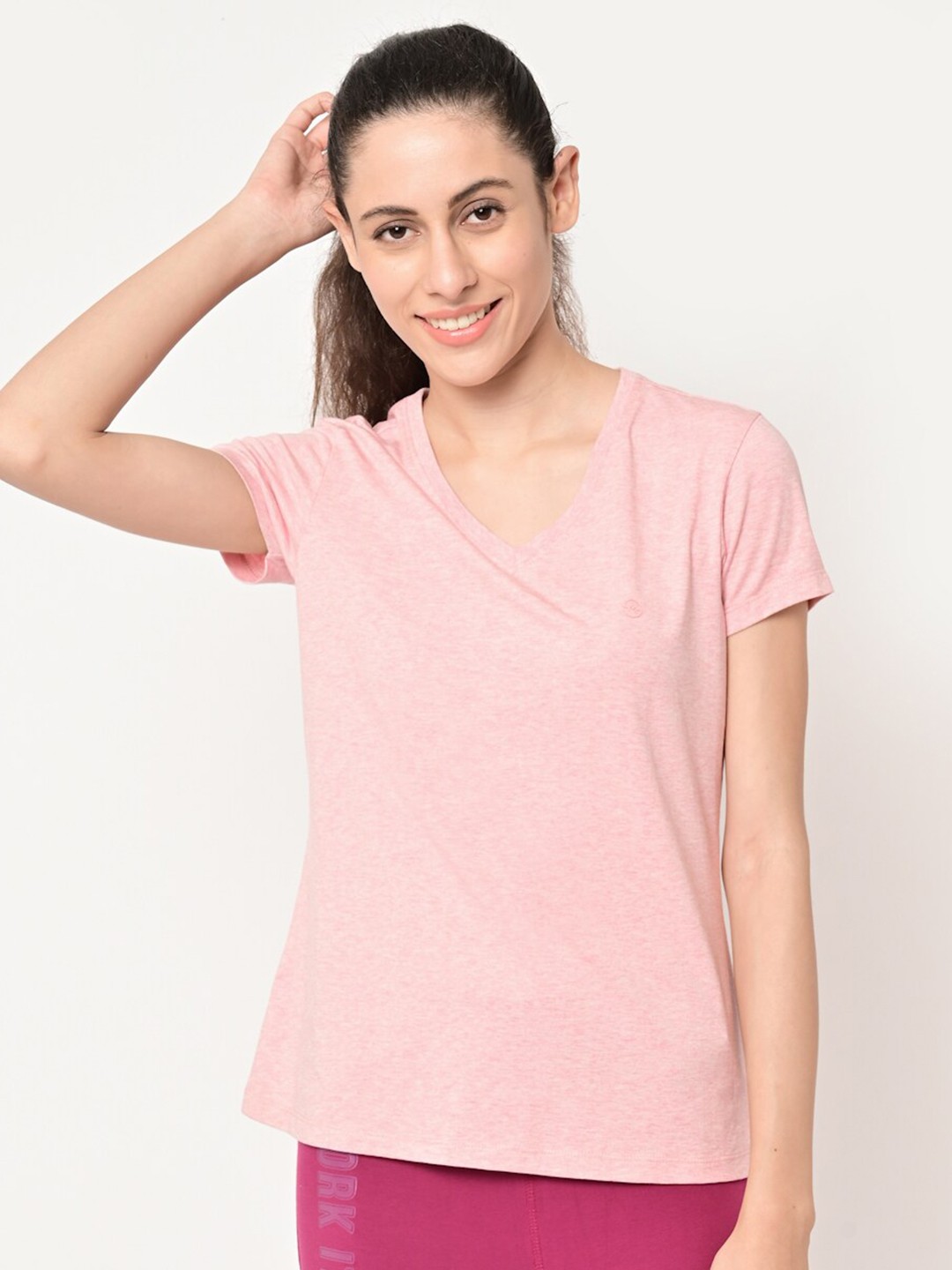 

MAYSIXTY Women Pink V-Neck T-shirt