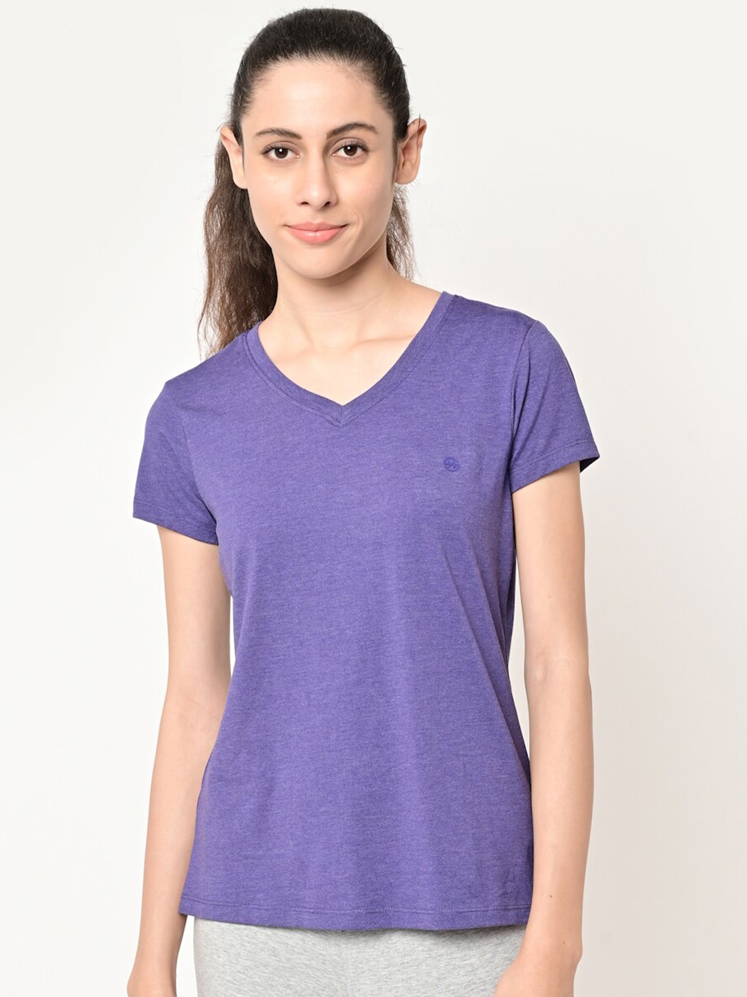 

MAYSIXTY Women Purple V-Neck T-shirt