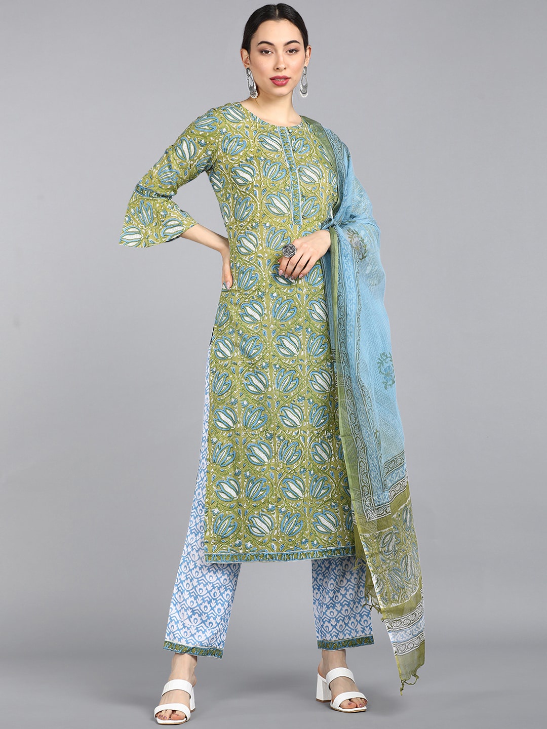 

AHIKA Women Green & Blue Ethnic Motifs Printed Pure Cotton Kurta with Trousers & Dupatta