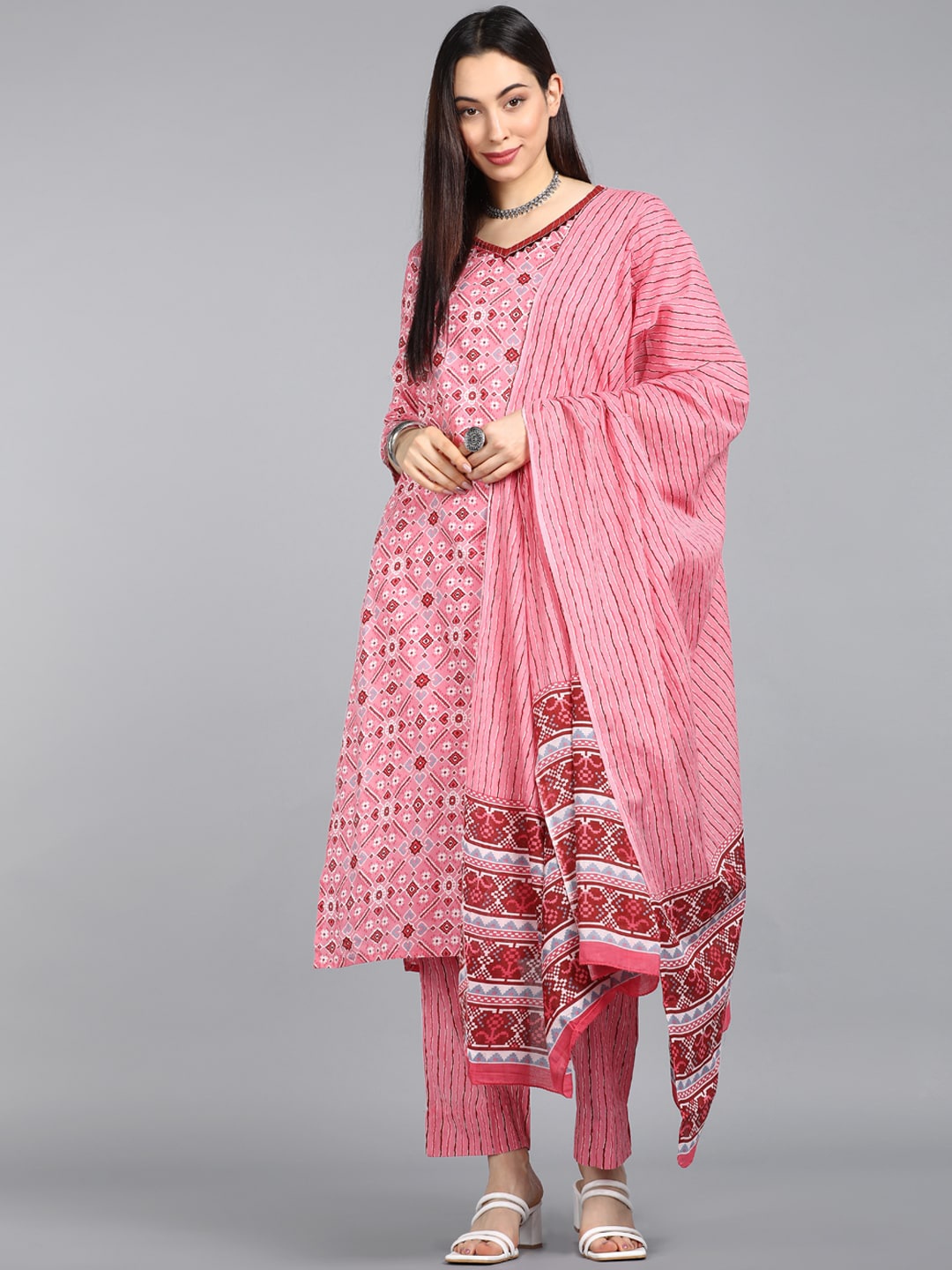 

AHIKA Women Pink Ethnic Motifs Printed Pure Cotton Kurta with Trousers & Dupatta