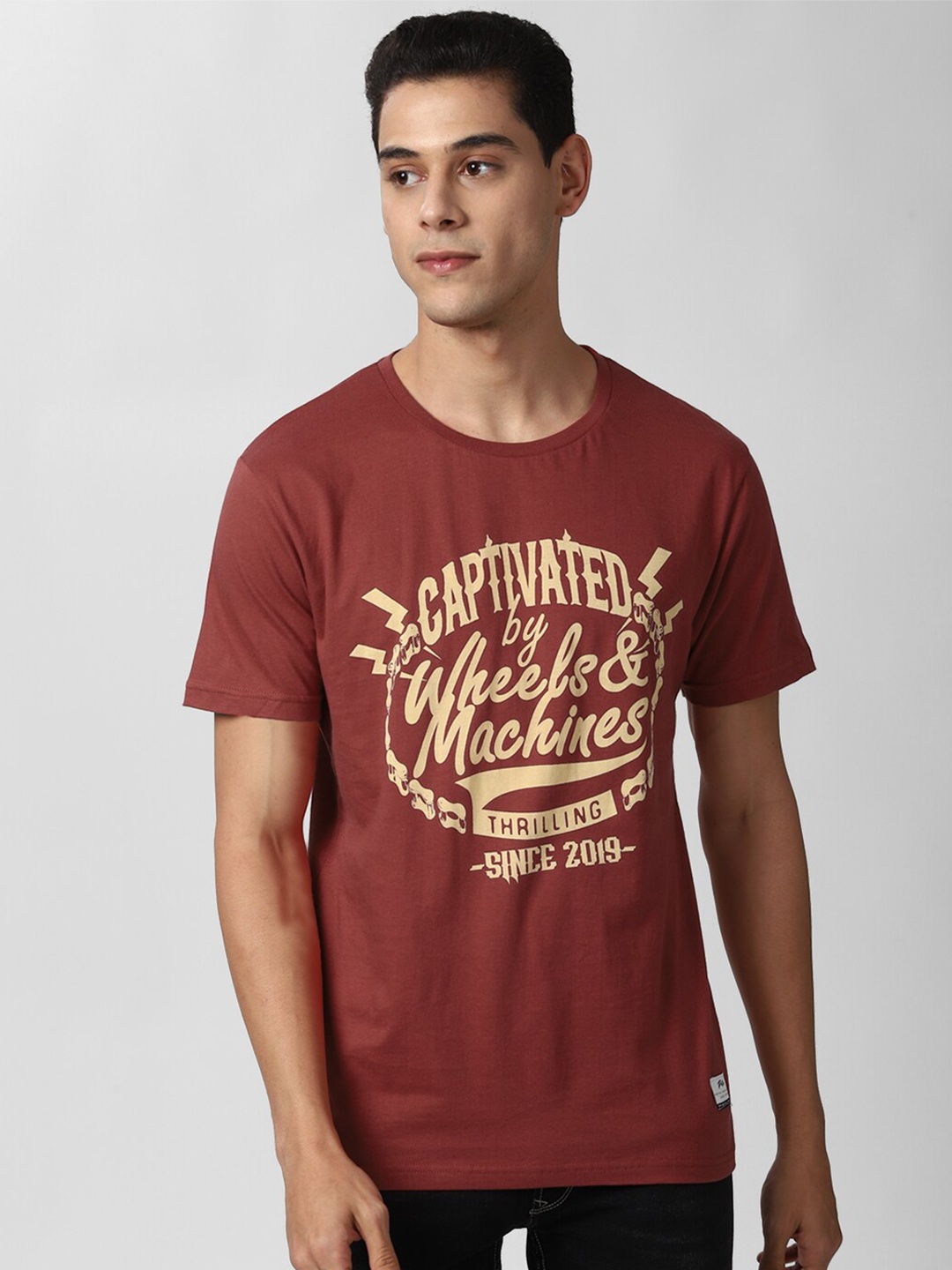 

Peter England Casuals Men Maroon Typography Printed Cotton T-shirt