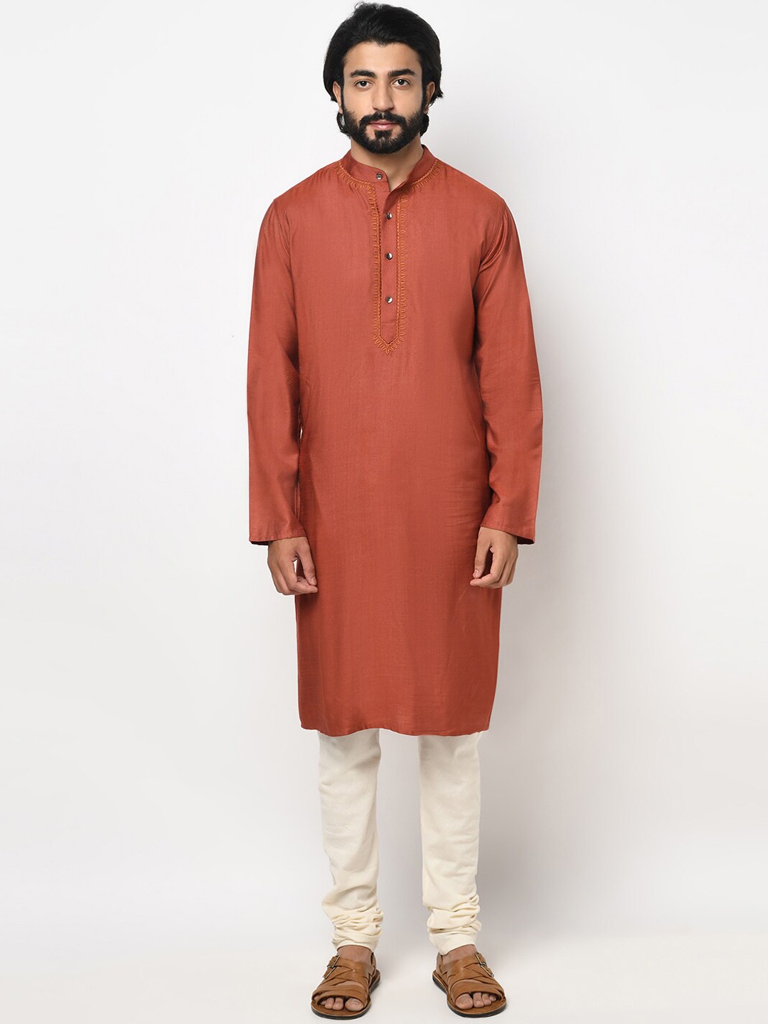 

Fabindia Men Red Solid Kurta