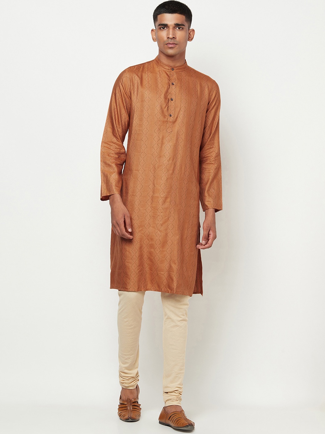 

Fabindia Men Orange Woven Design Mandarin Collar Straight Kurta