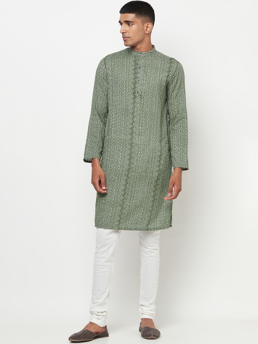 

Fabindia Men Green Geometric Woven Design Cotton Kurta