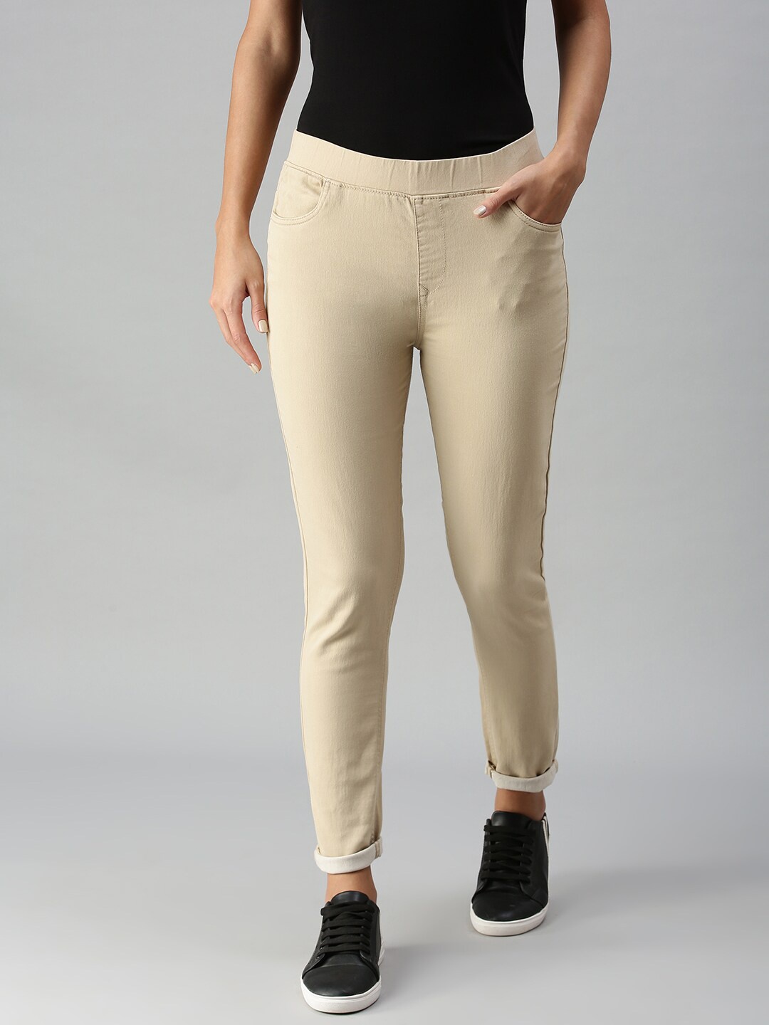 

De Moza Women Nude Solid Denim Skinny Fit Jeggings