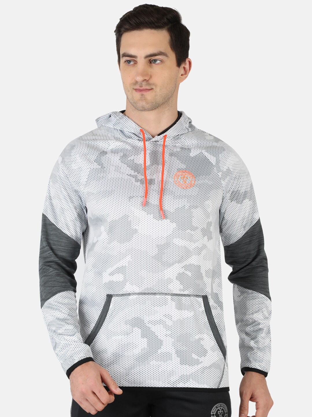 

rock it Men White Printed Hooded Sweatshirt