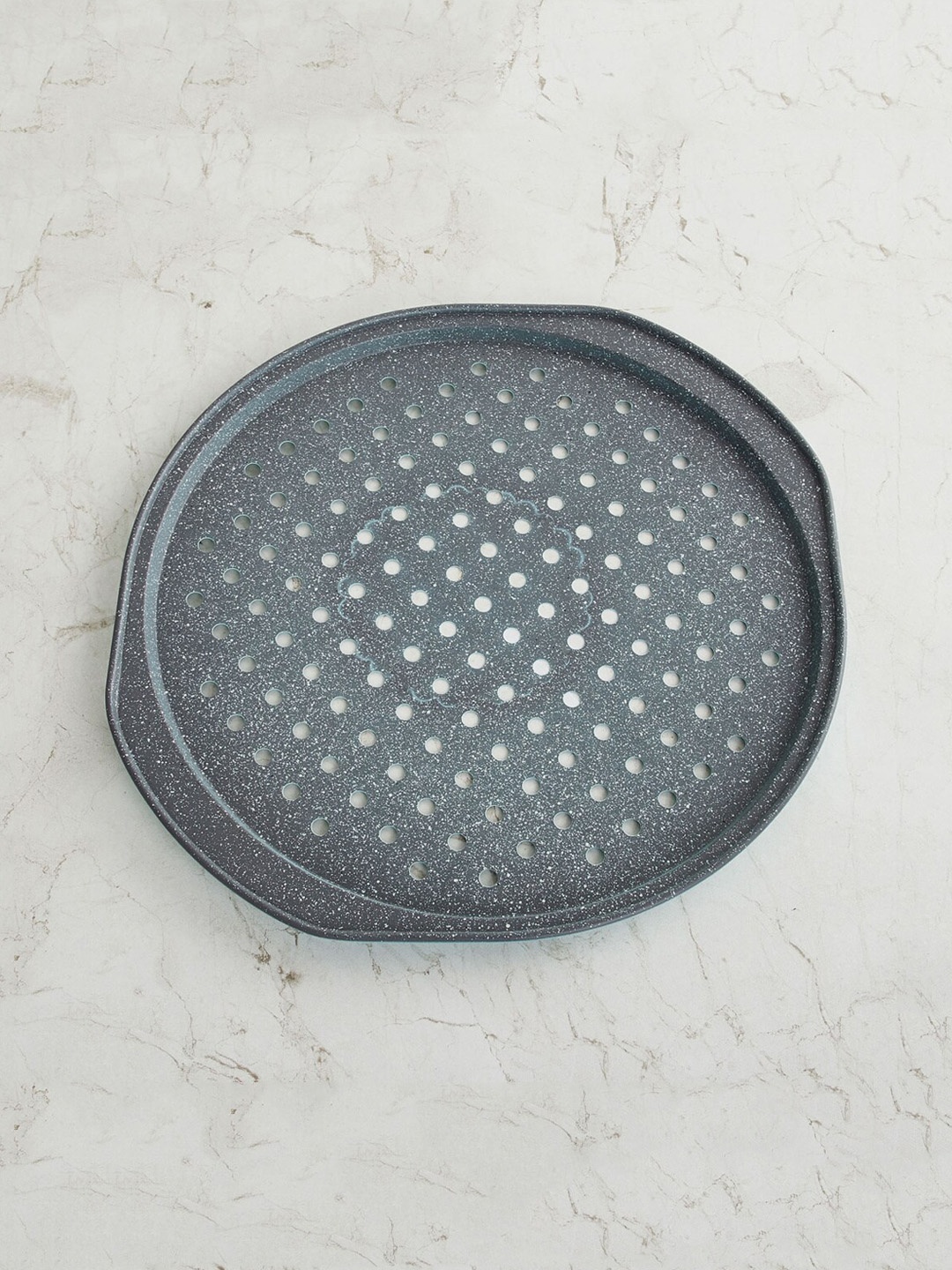 

Home Centre Assorted Carbon Steel Bakeware