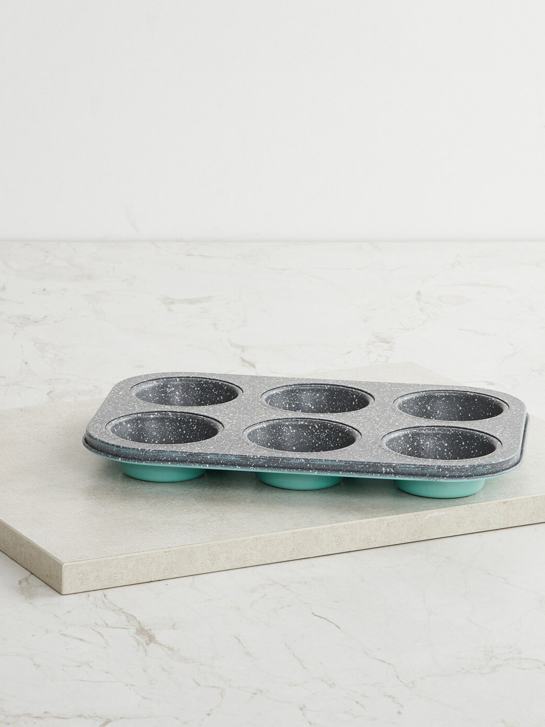 

Home Centre Assorted Carbon Steel Baking Mould
