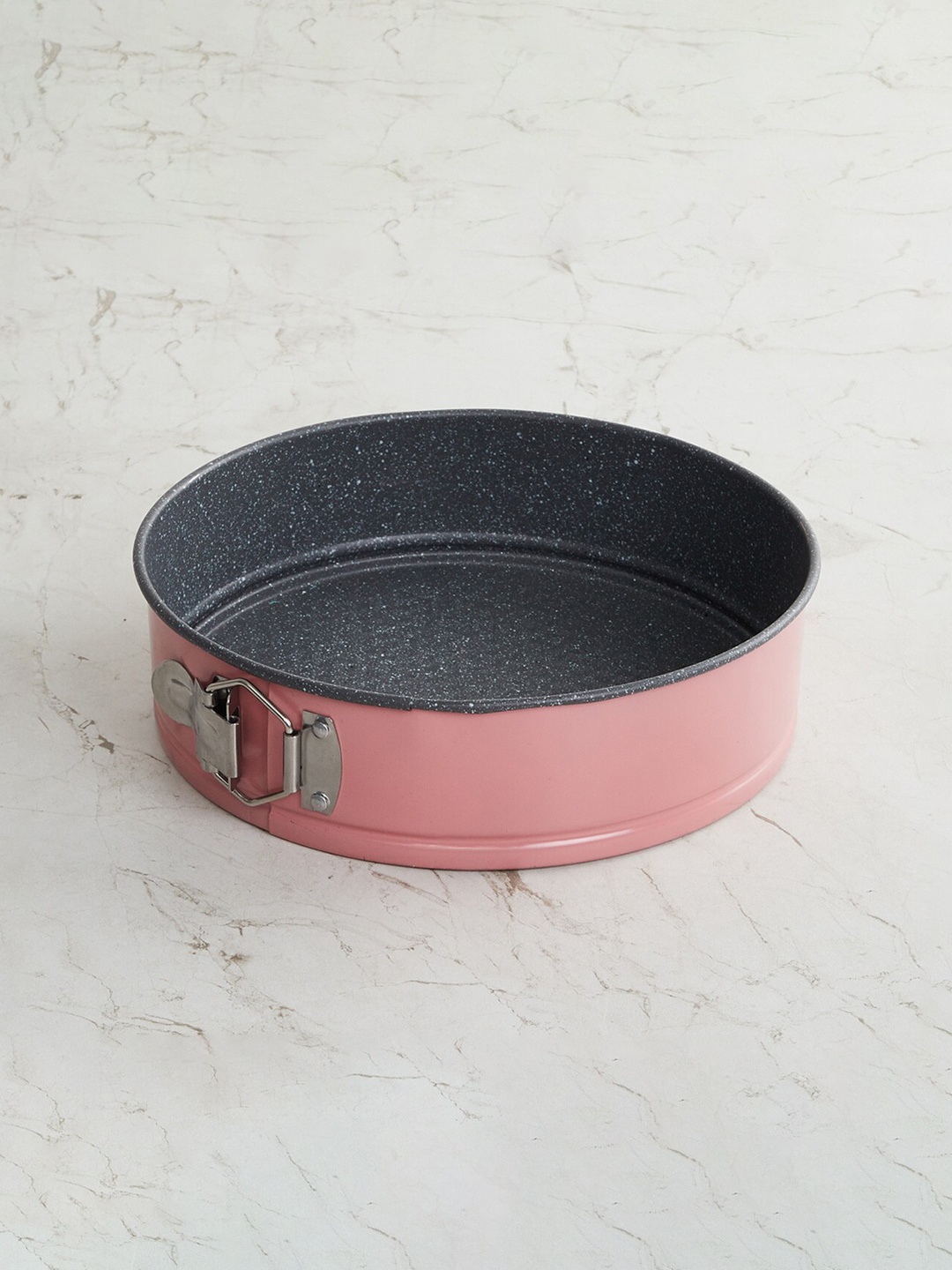 

Home Centre Assorted Baking Mould