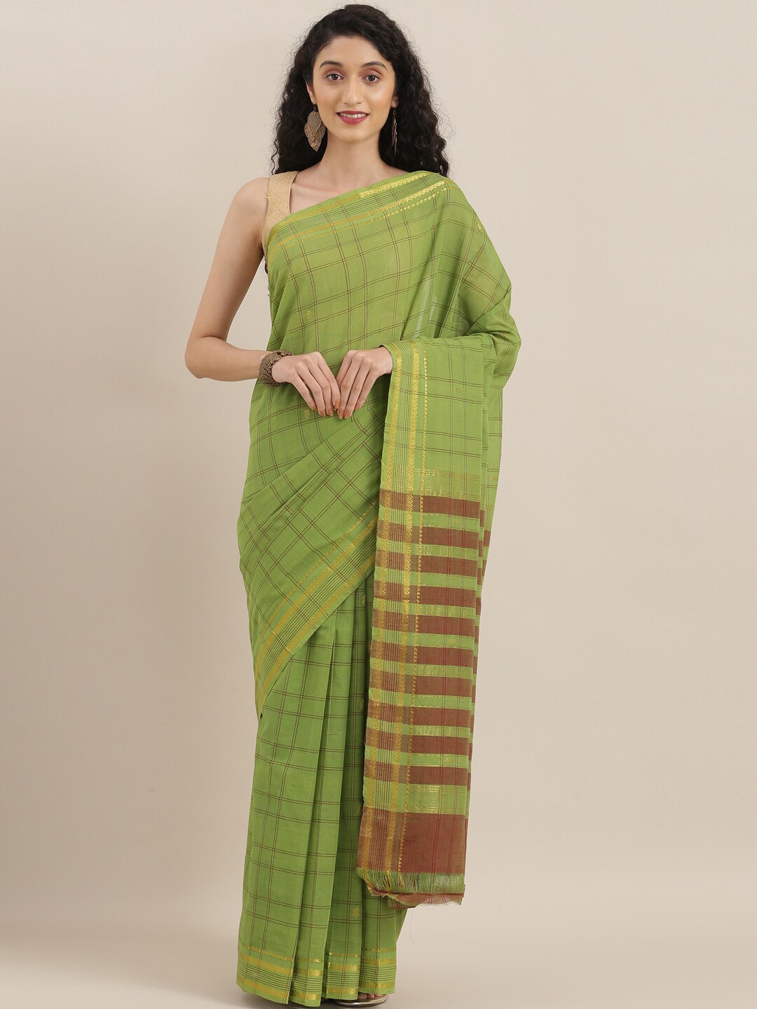 

The Chennai Silks Green & Red Checked Zari Pure Cotton Fusion Saree