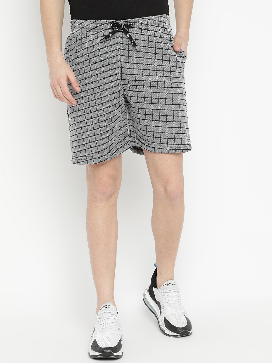 

V2 Value & Variety Men Grey Checked Regular Shorts