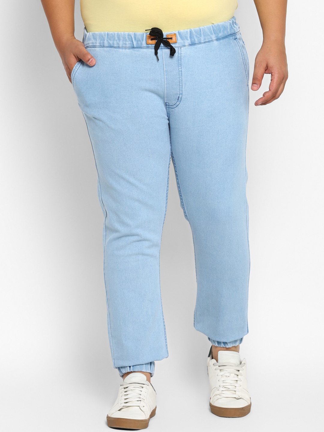 

Urbano Plus Men Blue Stretchable Jeans