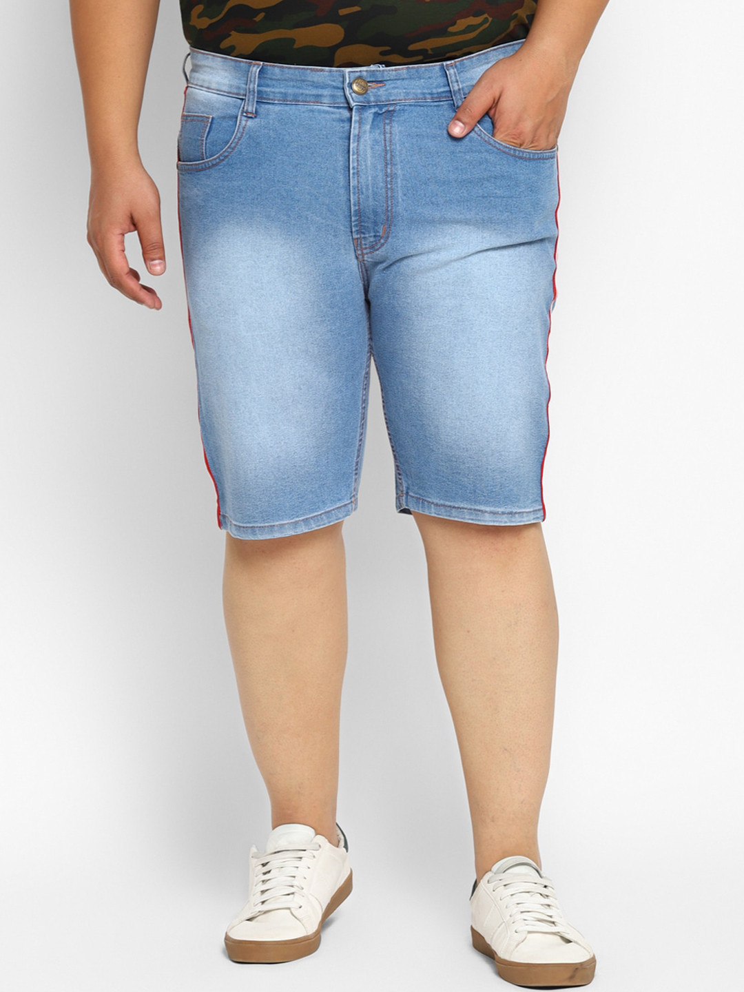

Urbano Plus Men Blue Washed Denim Shorts