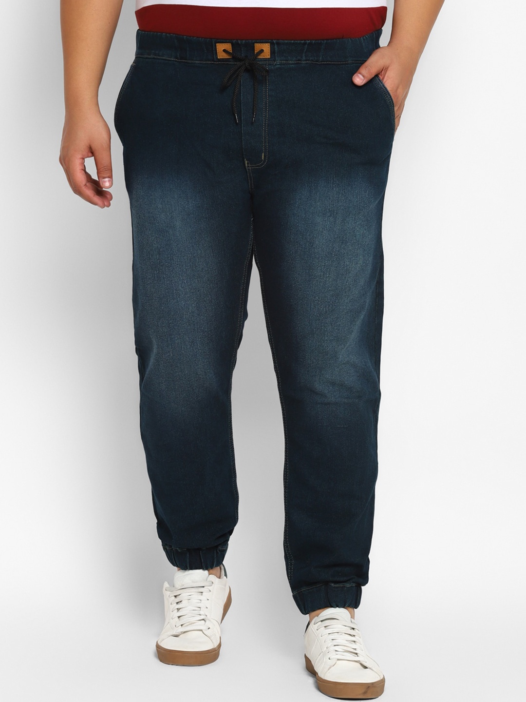 

Urbano Plus Men Green Light Fade Stretchable Jeans