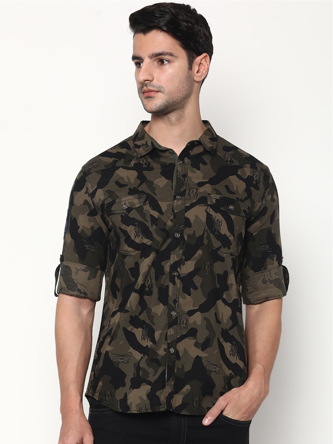 

RUG WOODS Men Olive Green & Black Opaque Camouflage Printed Pure Cotton Casual Shirt