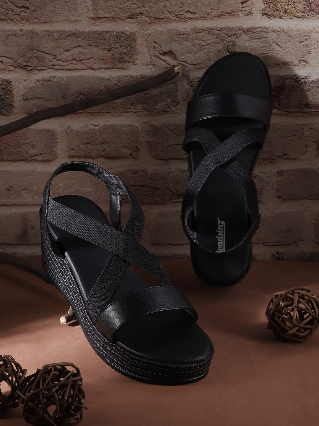

Roadster Wedge Heels, Black