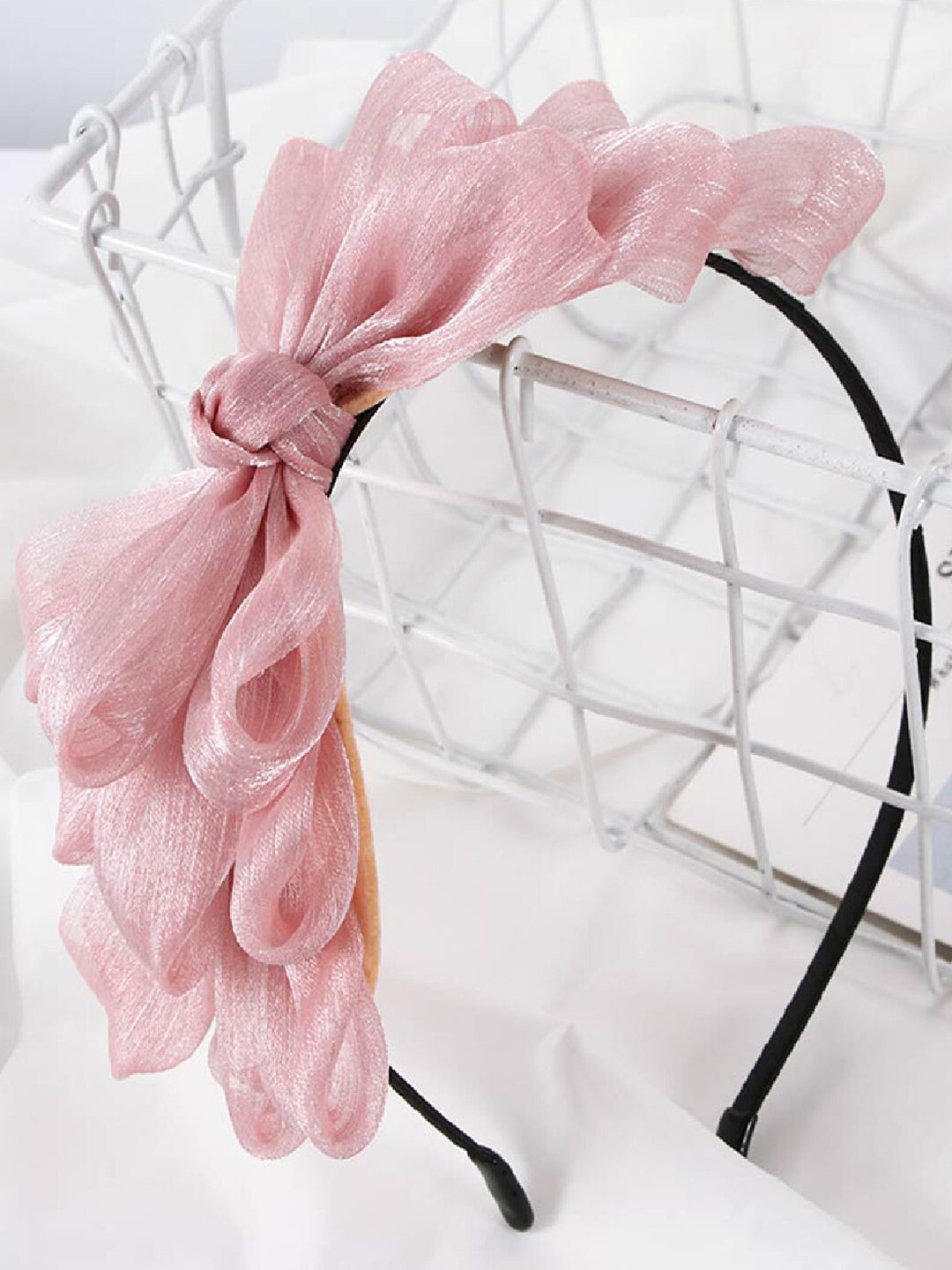 

OOMPH Women Pink Bowtie Ribbon Embellished HairBand