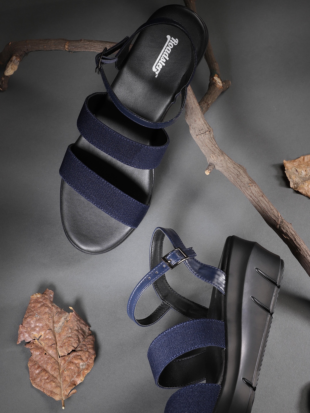 

Roadster Navy Blue Solid Wedges