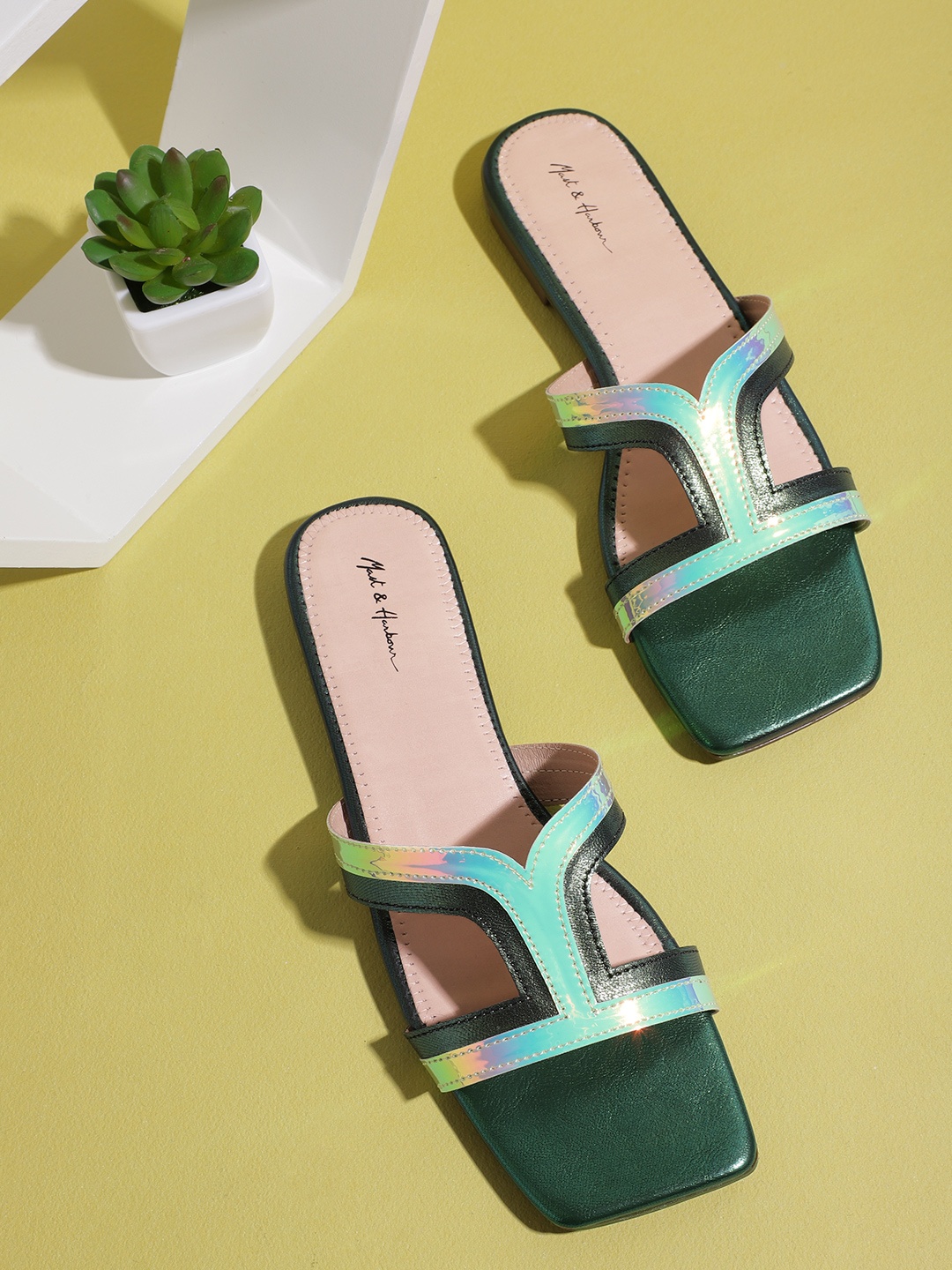

Mast & Harbour Women Colourblocked Open Toe Flats with Cut-Outs, Green