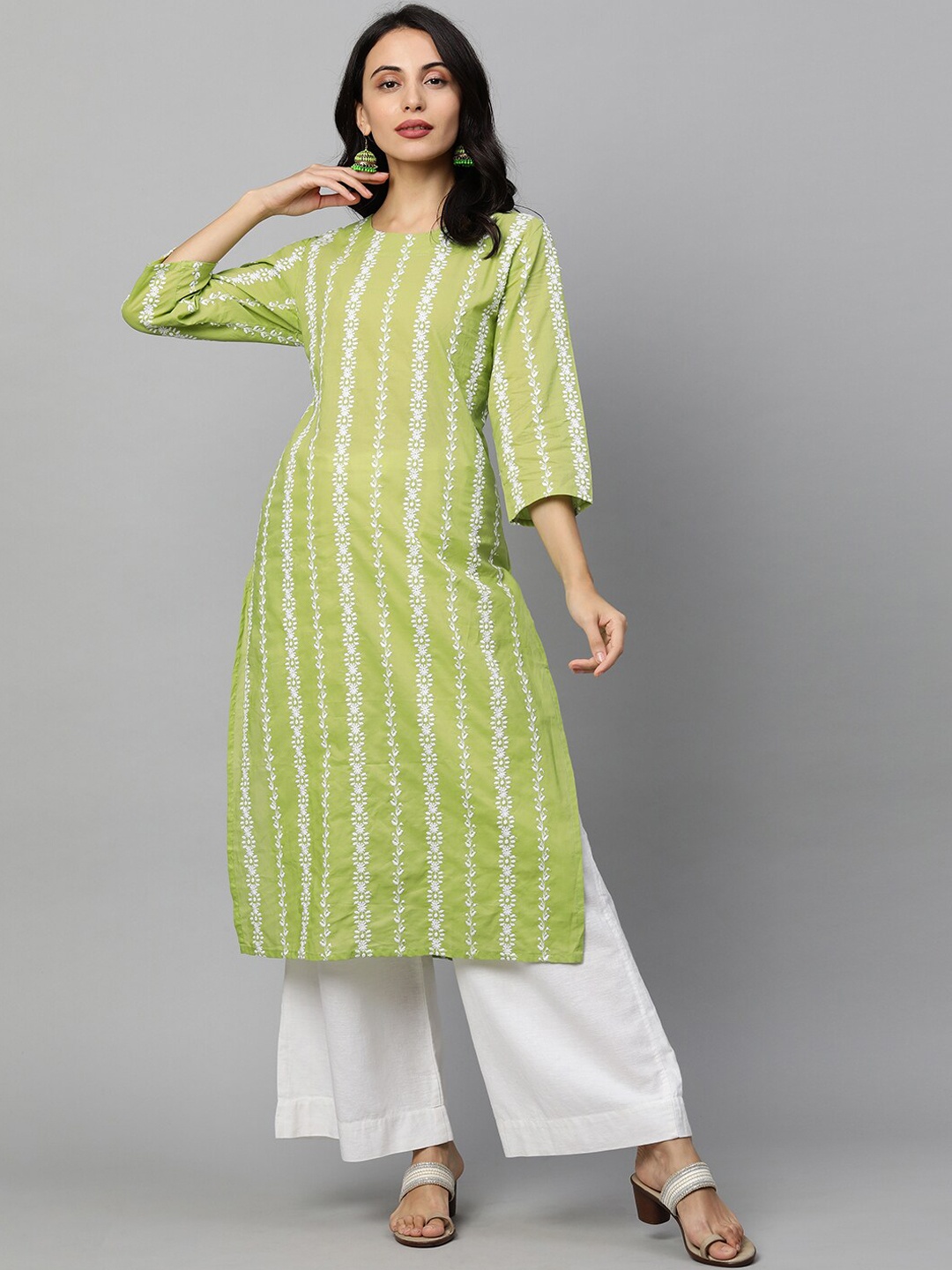 

FASHOR Women Green Ethnic Motifs Striped Keyhole Neck Thread Work Kurta